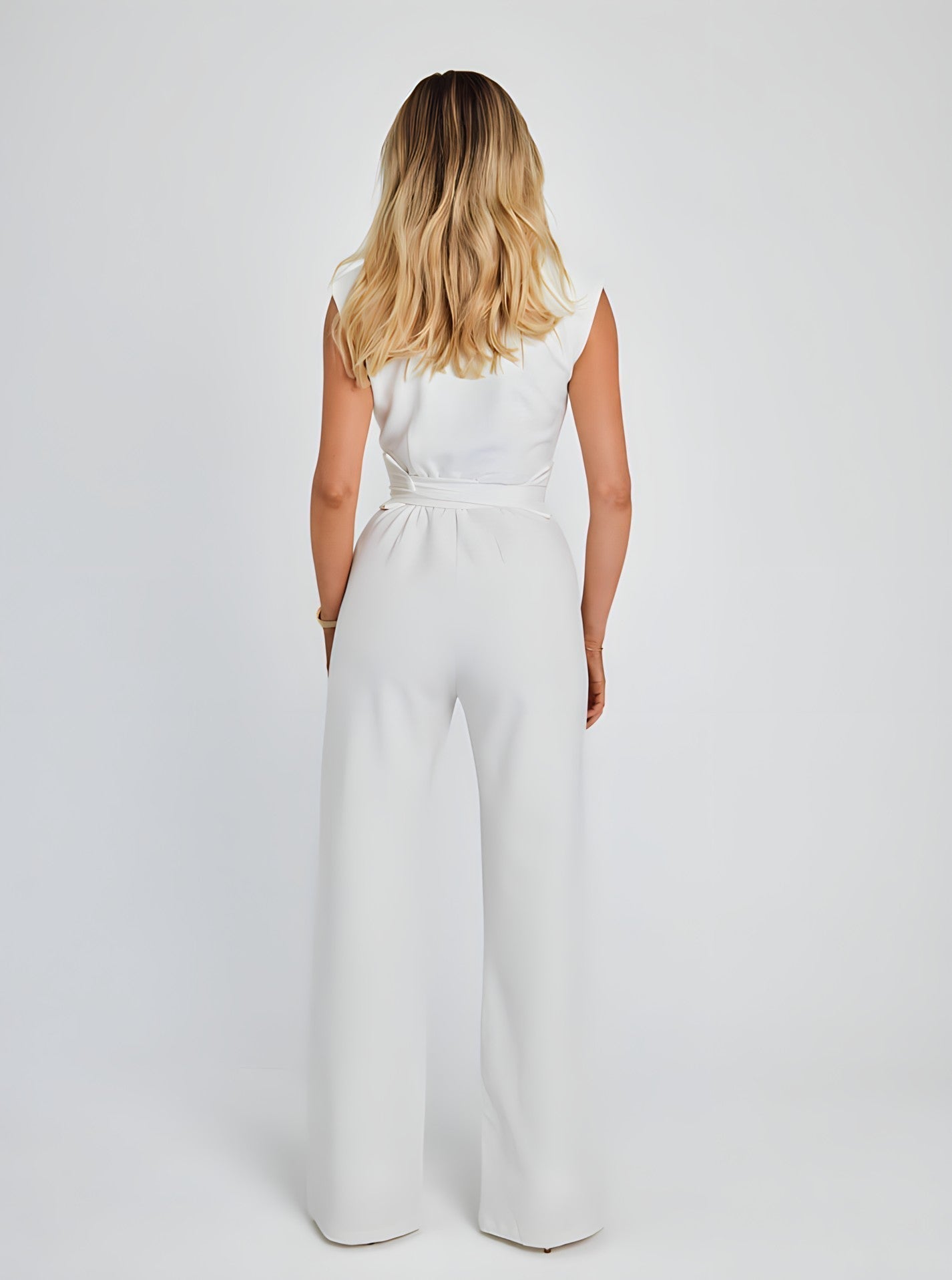 Sleeveless Jumpsuit with Waist Adjustable